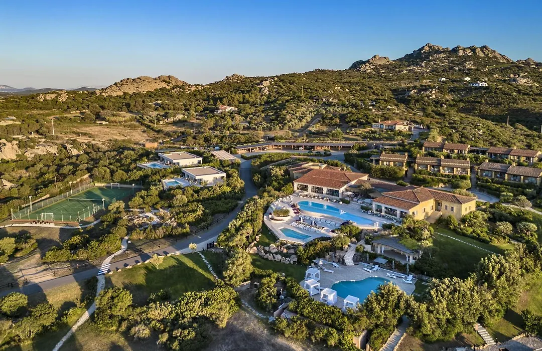 Hotel Li Finistreddi-1
